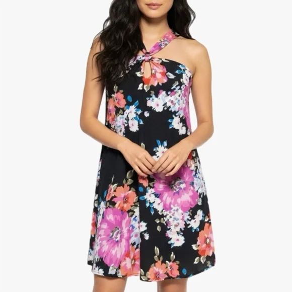 How Very Loved Halter Neck Floral Mini Dress - Picture 2 of 10
